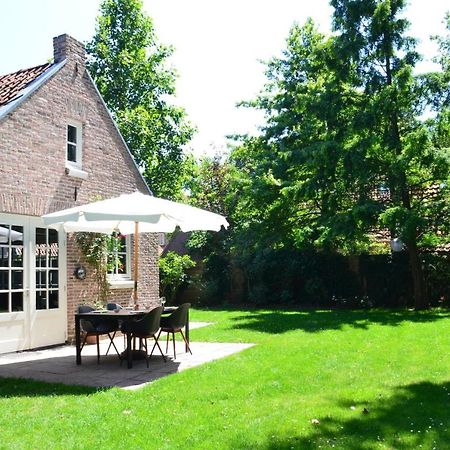 B&B Het Huijsje Woudrichem Ngoại thất bức ảnh